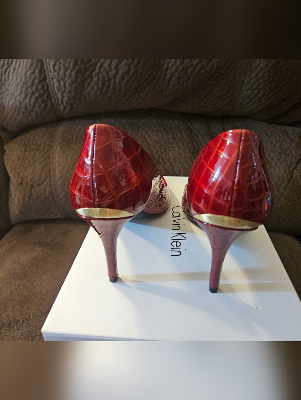 NIB Calvin Klein Gayle Patent Croc Print Cabernet Leather Pump Size 5.5M Red - Picture 4 of 7